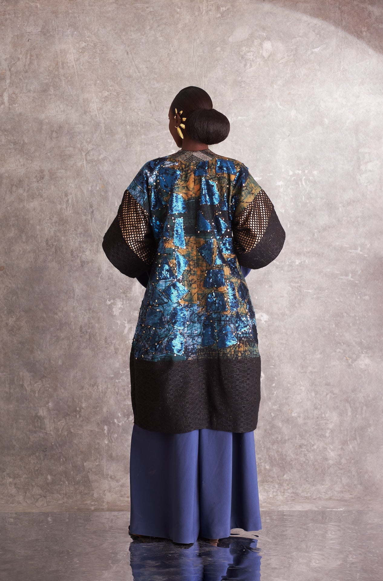 THE LADYMAKER Eclipse Carbon Kimono